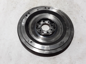   Clutch flywheel 