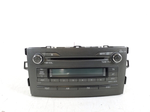   Cassette player 