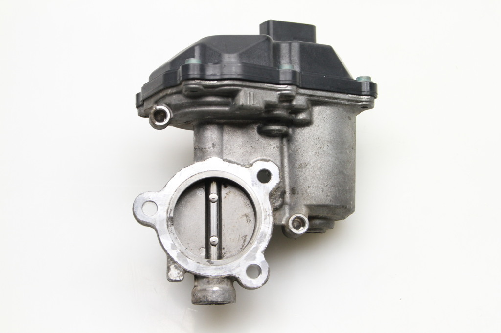 VOLKSWAGEN Golf 7 generation (2012-2024) EGR Valve 04L131501M 27311642