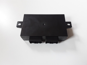  Trunk lid control module 