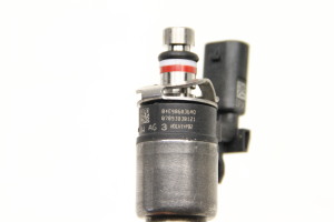  Fuel injector 