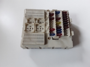 Ford Connect Tourneo (2002–2013) Drošinātāju kaste salonā 518774609 - 2