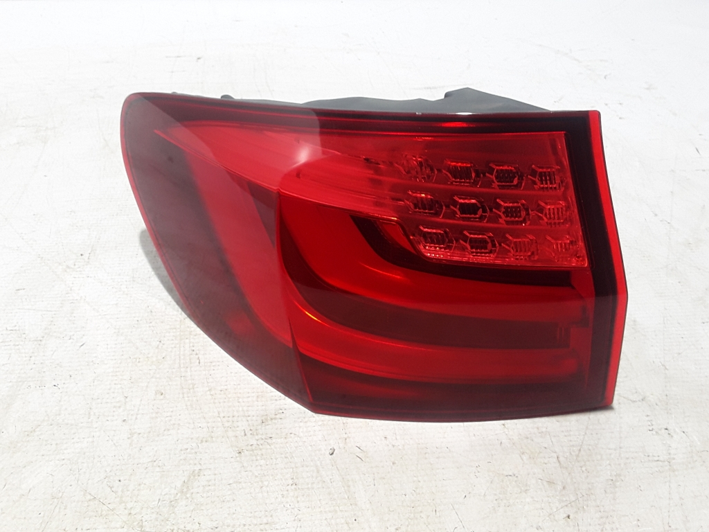 BMW 5 Series F10/F11 (2009-2017) Rear Left Taillight 7203233 22479832