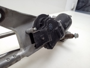 Chrysler Pacifica (2004–2008) Scheibenwischermechanismus vorne und seine Teile 04894167AB - 3