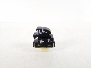 TOYOTA Avensis T25 (2003–2008) Front door glass switch 84810-05050 - 3