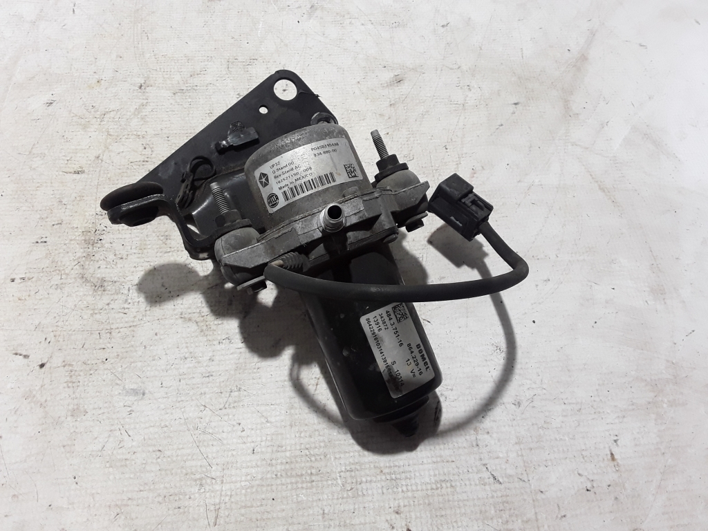 Used Dodge Durango Vacuum pump 04581954AB