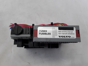 VOLVO S80 I (1998–2006) Kaitsmeploki hoidik kapoti all 08679899 - 3
