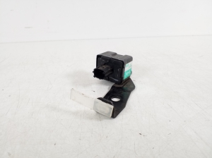 TOYOTA Corolla (1997–2002) Airbag sensor 89865-12020 - 2