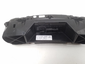 Mercedes Benz CLS-Class 219 (2004–2010) Heater control panel A2198303985 - 3