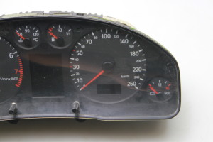 AUDI A6 C5 (1997–2005) Instrument cluster 4B0919881AX - 2