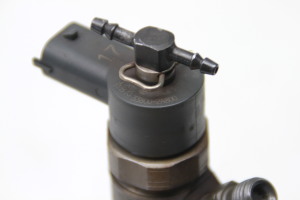  Fuel injector 