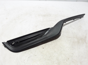 Front bumper trim strip - 31425114