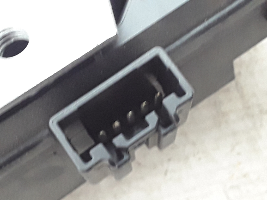 Used VOLVO S80 Trunk lid lock 31335048