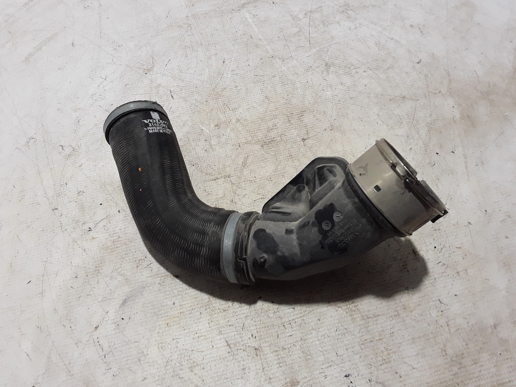 VOLVO XC60 2 generation (2017-2024) Intercooler Hose Pipe 31422062 20989264