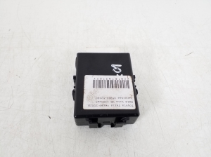 TOYOTA Yaris Verso (1999–2006) Steuergerät 85980-52080 - 2