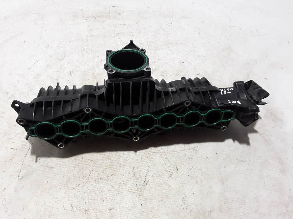 Used VOLVO XC60 Intake manifold 31441970