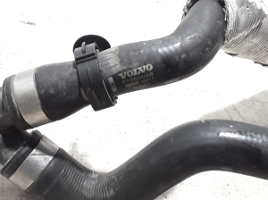  Cooling radiator hose 