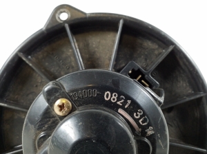 TOYOTA Yaris (1999–2005) Heizungsgebläsemotor - 3