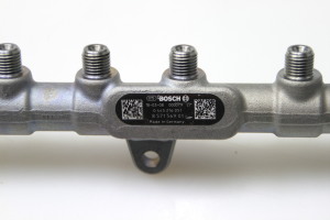 BMW 5 SERIES G30 (2016–2026) Kõrgsurve kütusetoru 8571569 - 4