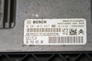 Peugeot 308 (2007–2015) Engine control unit 9674245180 - 3