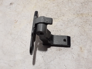  Rear side door hinge lower 