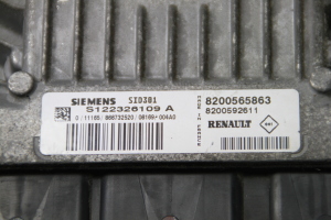 RENAULT Scenic (2003–2010) Motorsteuergerät 8200565863 - 3