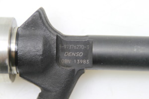Opel Astra J (2009–2017) Kütusepihusti 8973762703 - 3