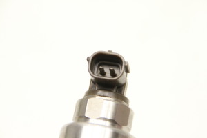Opel Astra J (2009–2017) Kütusepihusti 8973762703 - 5