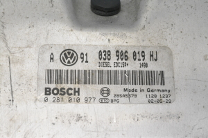 Volkswagen Bora (1998–2005) Engine control unit 038906019 - 4