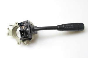 Mercedes Benz C-Class 203 (2000–2007) Turn signal switch 2035450010 - 3
