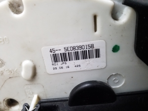 Skoda Octavia III (2013–2019) Rear side door lock 5E0839015B - 7