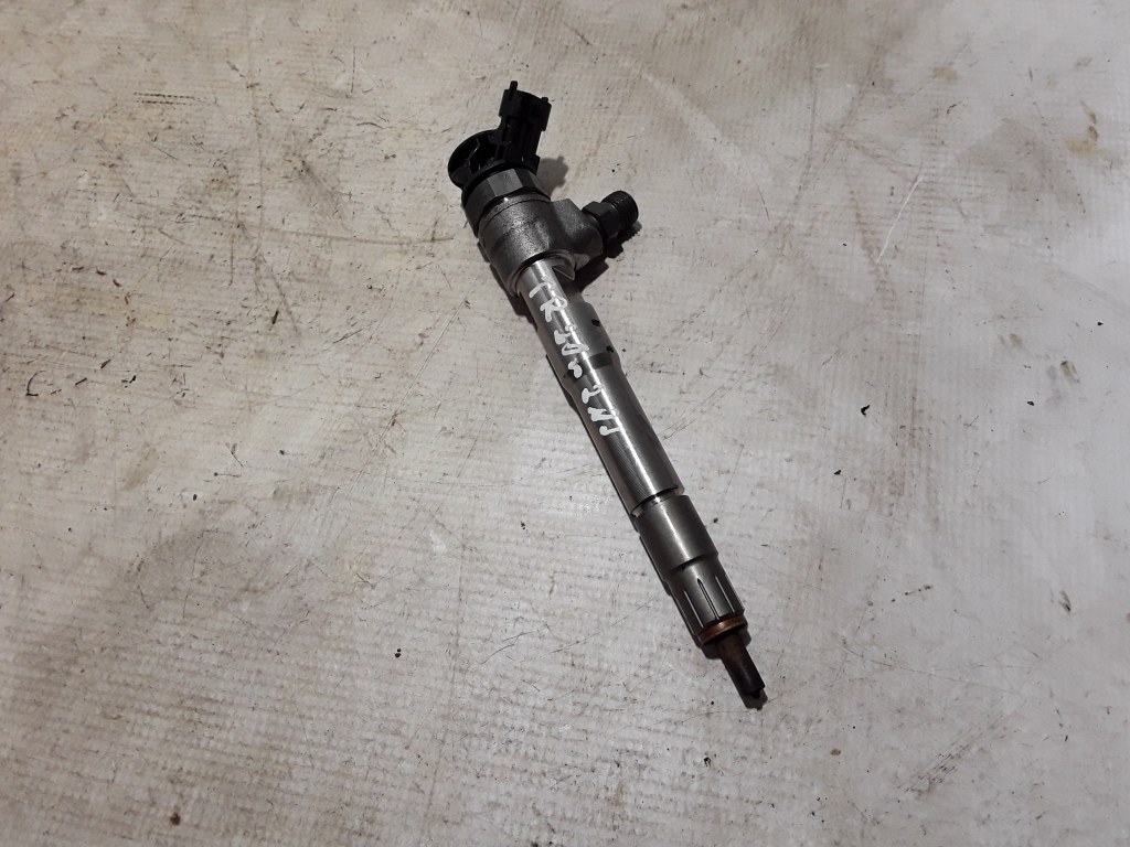 RENAULT Trafic 3 generation (2014-2023) Injecteur de carburant 0445110939 20990168