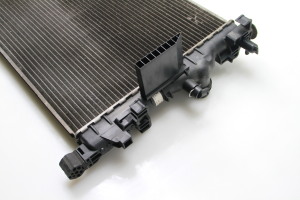 Opel Astra J (2009–2017) Cooling radiator 13281773 - 4