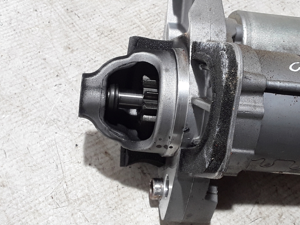 RENAULT Clio 5 generation (2019-2023) Starter Motor 233005993R 20989973