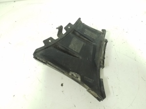  Front bumper bracket 