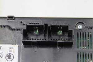 Skoda Octavia III (2013–2019) Heater control panel 5E0907044F - 4
