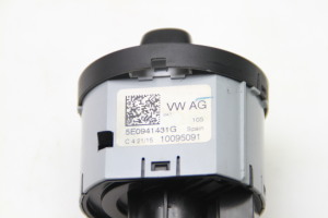 Skoda Fabia MK 3 (2014–2021) Lichtschalter 5E0941431G - 2