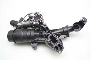 RENAULT Kadjar (2015–2026) Boîtier de filtre à huile 72401225 - 2