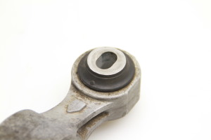 RENAULT Kadjar (2015–2026) Engine mount 113504BD0A - 3