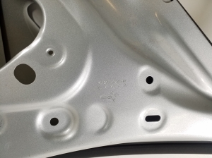 Mercedes Benz C-Class 205 (2014–2021) Tagumised küljeuksed A2057320410 - 3