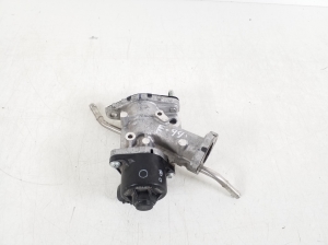  EGR valve 