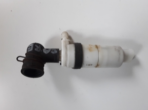   Front window washer motor 