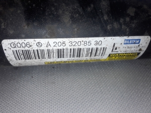 Mercedes Benz C-Class 205 (2014–2021) Stoßdämpfer hinten A2053208530 - 3