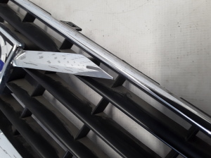 VOLVO S80 II (2006–2016) Front grille 30698973 - 4
