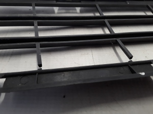 VOLVO V50 (2004–2012) Front bumper lower grille 30744911 - 3