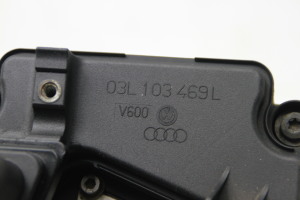 AUDI A4 B8 (2007–2016) Ventildeckel 03L103469L - 3