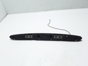 Mercedes Benz Citan 415 (2012–2021) Nummernschildbeleuchtung Gehäuse A4157420130 - 2