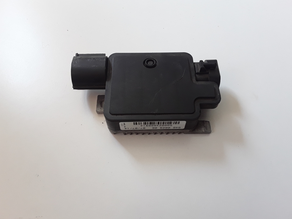 Used Ford Transit Connect Cooling fan relay 940002906