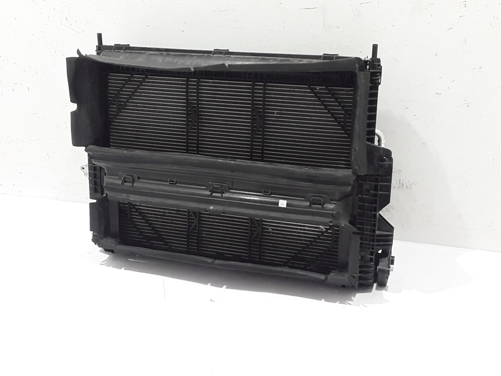 VOLVO XC90 2 generation (2014-2024) Aušinimo radiatorių komplektas 20994430