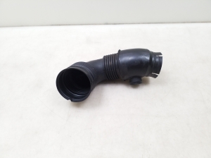  Air intake hose 